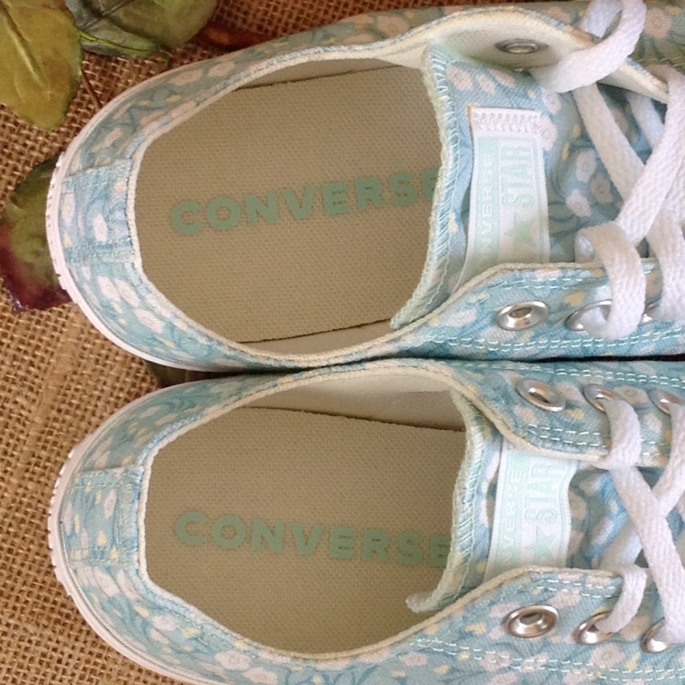 Converse Women's Ditsy Floral Sneakers Ocean Mint (Green) Color EUC Size 7 - Picture 6 of 10